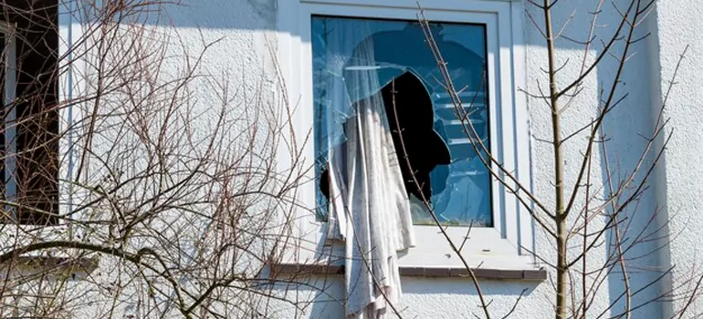 Storm Window Installation Contractors in Melbourne, FL